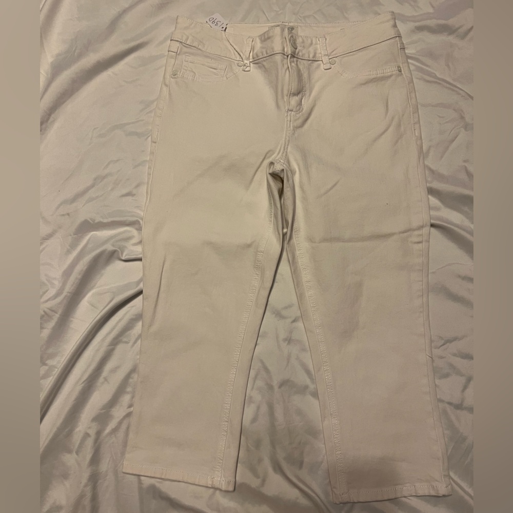 EUC Seven 7 denim. Size 10.